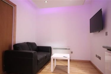 2 bed flat, Falconars Court, Newcastle Upon Tyne, Newcastle, NE15AS - Image 5